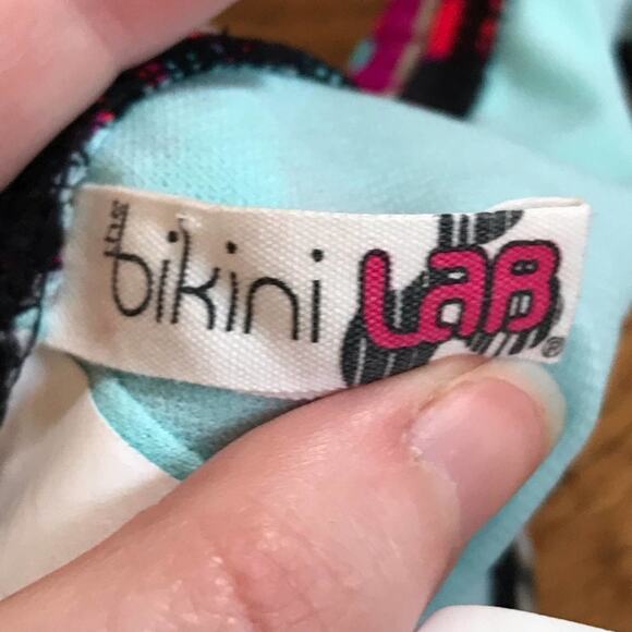 The Bikini Lab L bikin checker abstract pattern red black blue beach summer - Picture 9 of 10